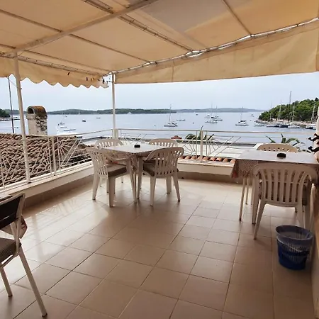 Juric - 2 A Lovely For 2 Apartment *